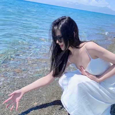 镜中的女孩